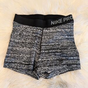 Nike Pro Black and Gray Patterned Shorts
